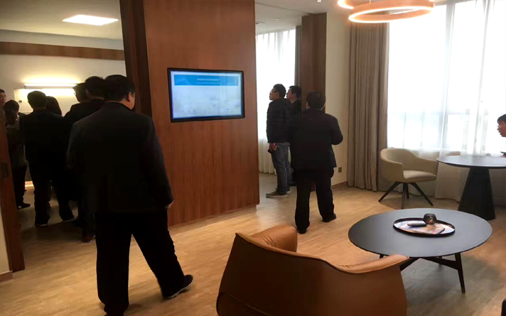 辦公室裝修過程怎么選擇合適的門，應該怎么選擇